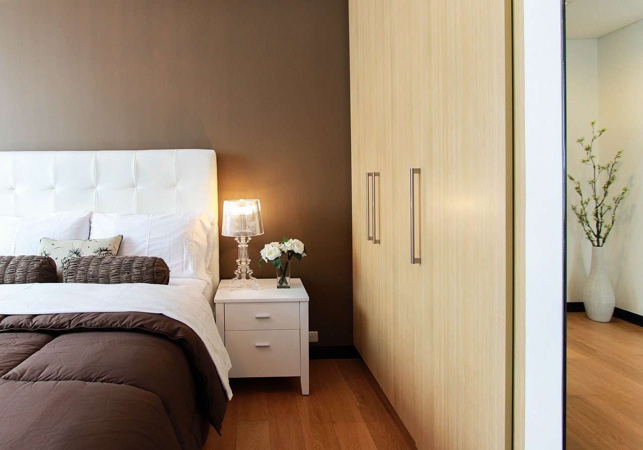 INCREDIBLE Space Saving Furniture - Murphy Bed Ideas ➤ 4