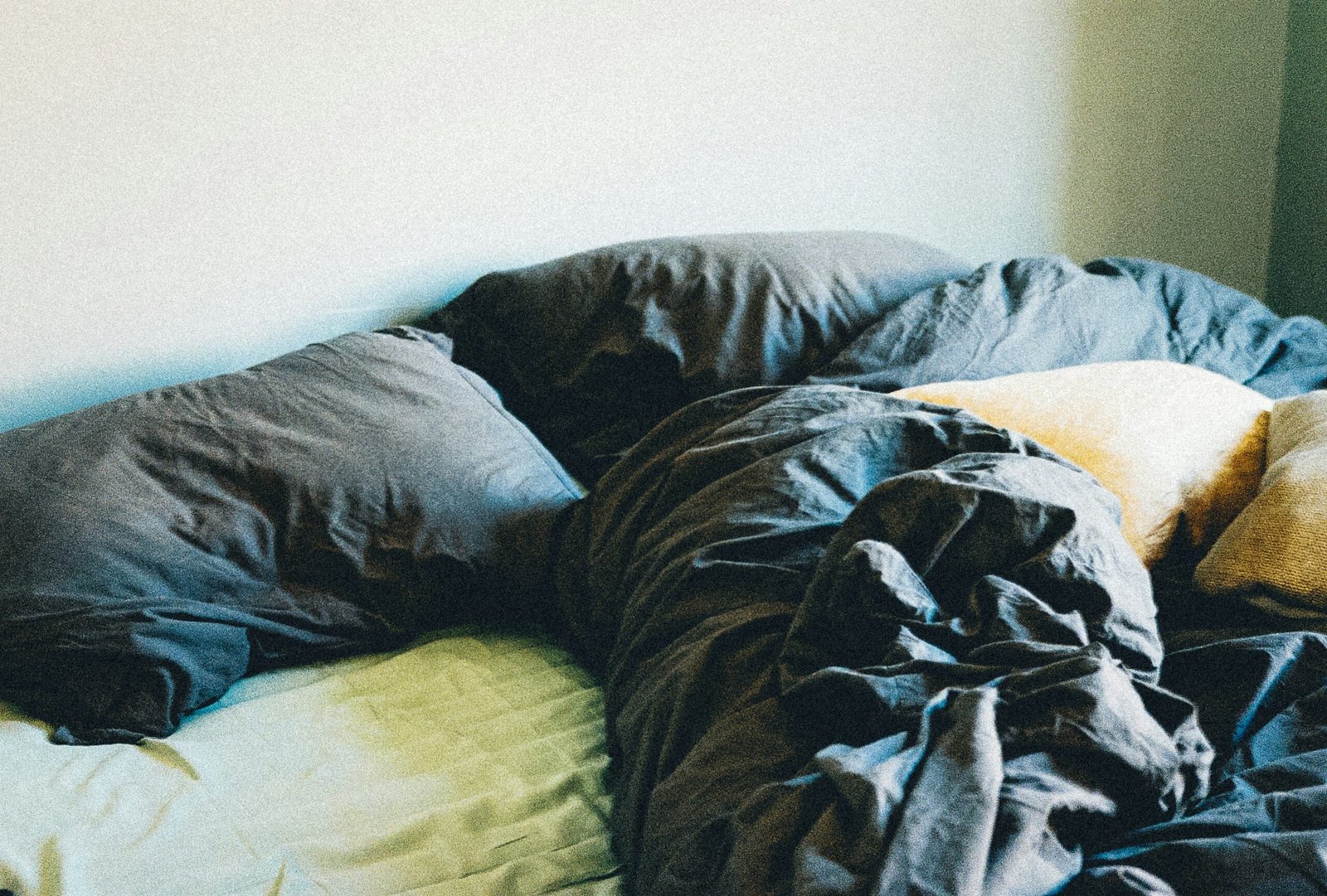 Where Can I Purchase A White Murphy Bed?