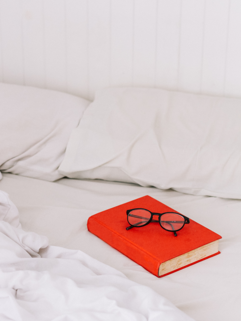 What are the specifications for a murphy bed? Essential Specs