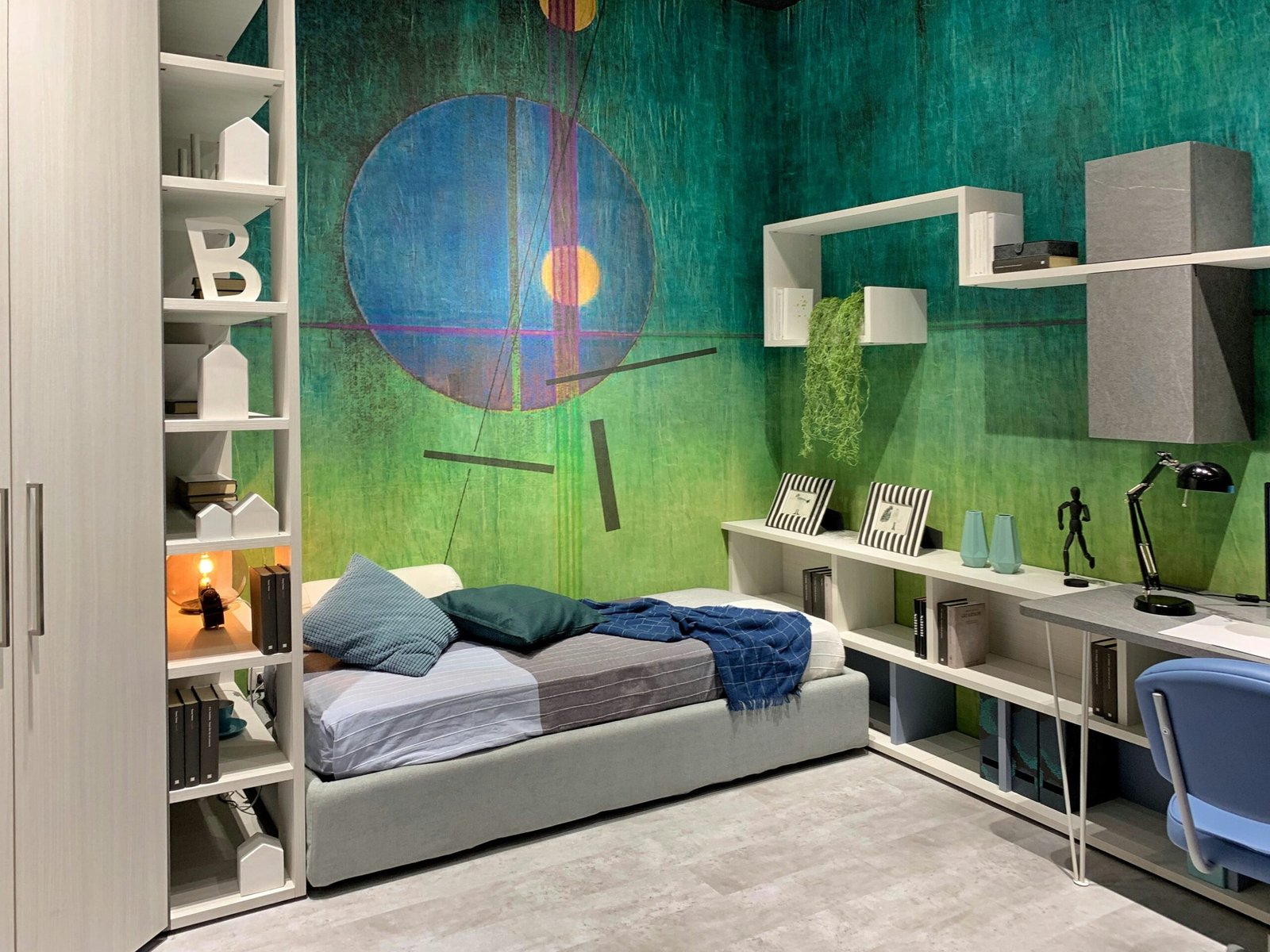 Murphy Bed  Space-Saving Furniture: Design, Install, Cost Guide