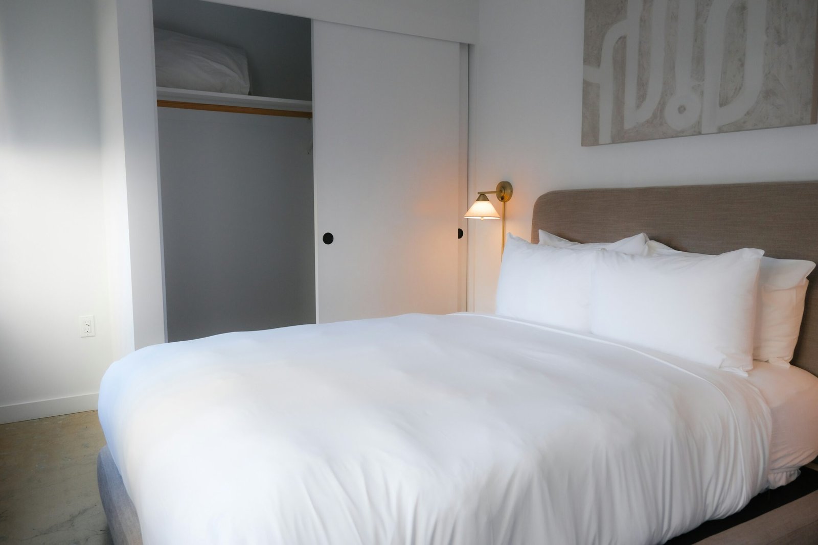 Murphy Bed Closet: Build a Guest Room in Existing Storage Murphy Bed Closet: Build a Guest Room in Existing Storage