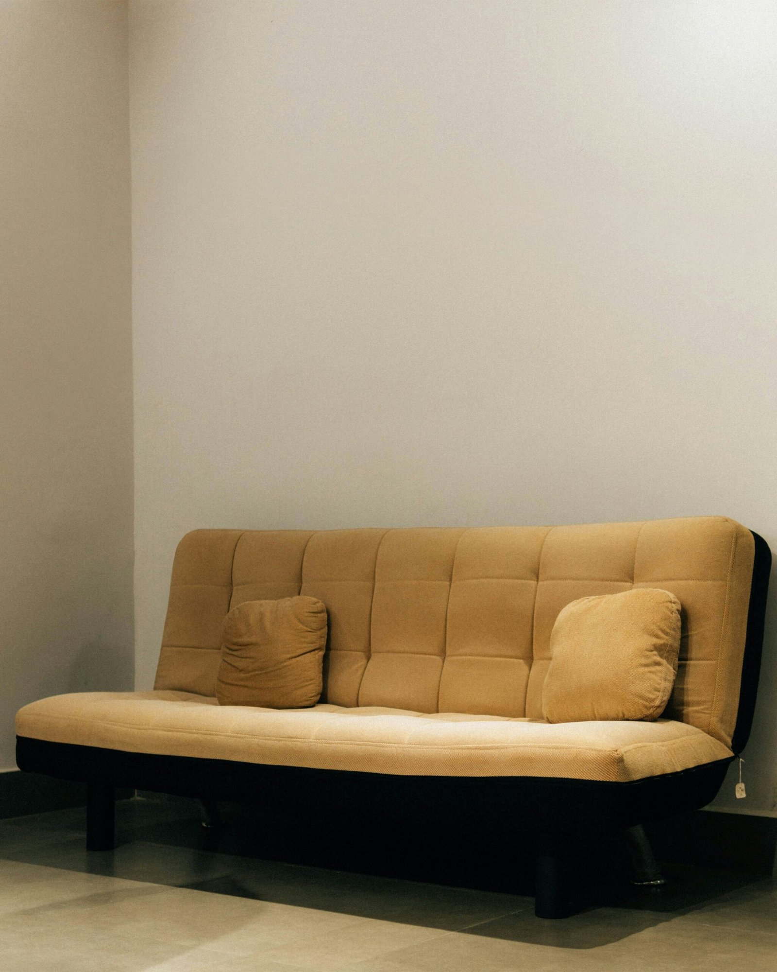 Murphy Bed vs Sofa Bed: Comfort, Space Cost (2026) Murphy Bed vs Sofa Bed: Comfort, Space Cost (2026)