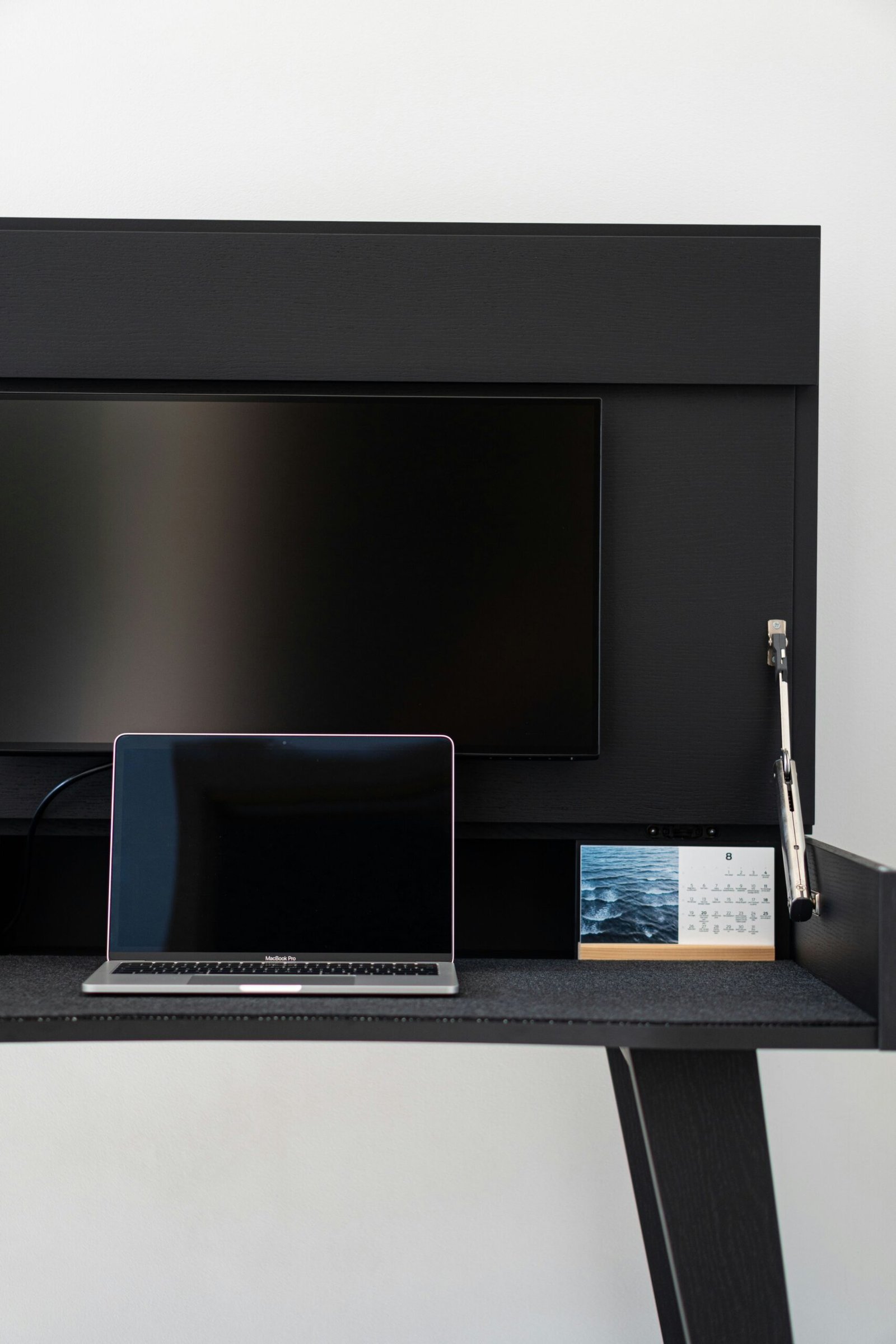 Murphy Bed Desk Hardware: Fit, Weight Limits, and Sizing